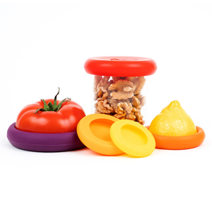 food huggers silicone set of five different sizes in berry colors