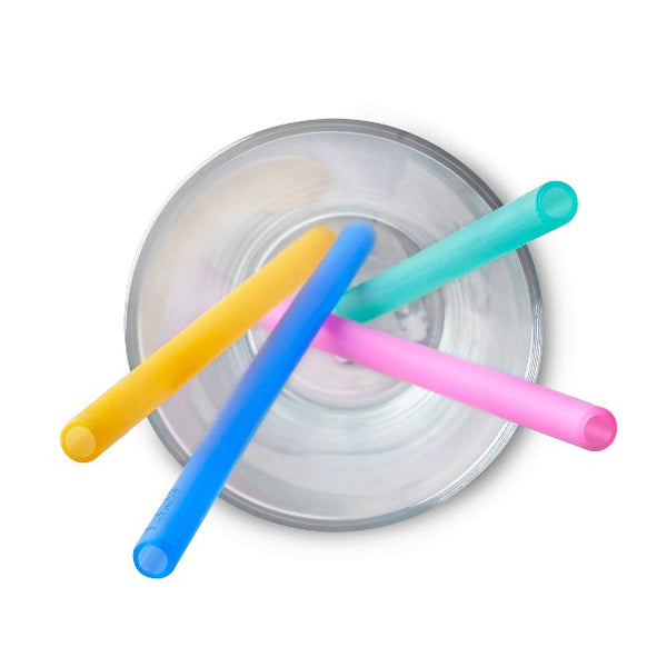 http://jilliansdrawers.com/cdn/shop/products/go-sili-4-pack-standard-silicone-straw-pack-in-cup_600x.jpg?v=1630805110