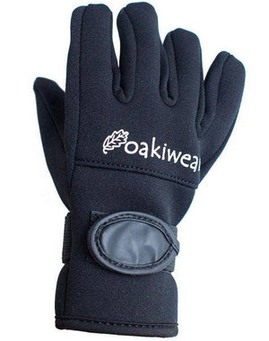 oaki neoprene gloves come in 3 sizes