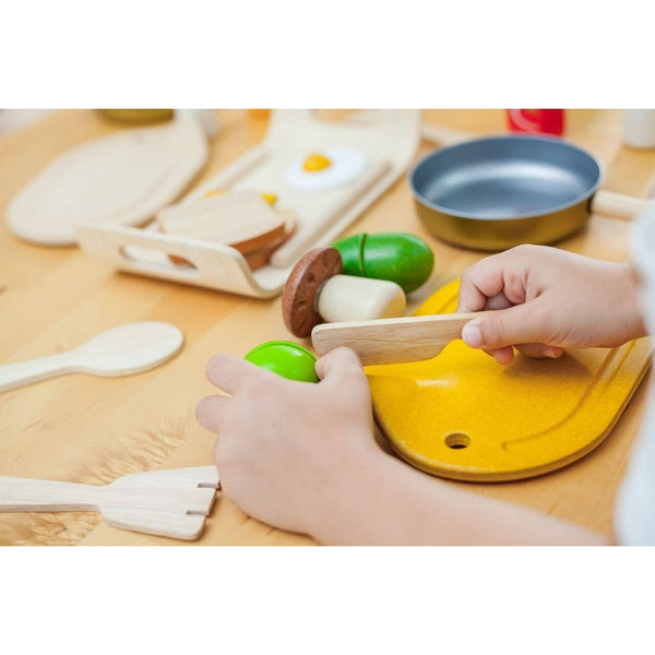 Plan toys cooking store utensils