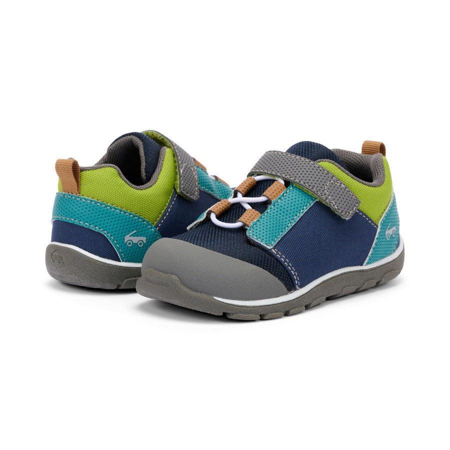 See Kai Rum Summit II Kids sneakers, rugged play, shown in black style, machine washable