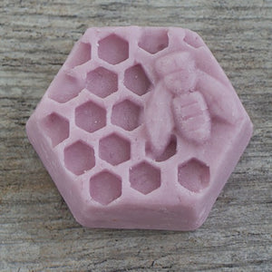 avitals dark lavender shampoo bars are made in the USA with quinoa protein and honey