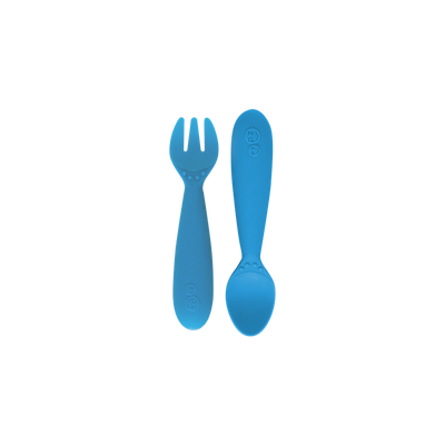 https://jilliansdrawers.com/cdn/shop/products/ezpz-mini-utensils-blue_4726ad6f-81b2-4dd2-ab82-b3f985cfdb7e_400x400.png?v=1668970152