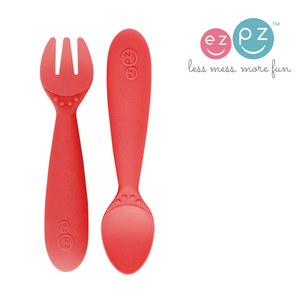 ezpz mini utensils set with logo