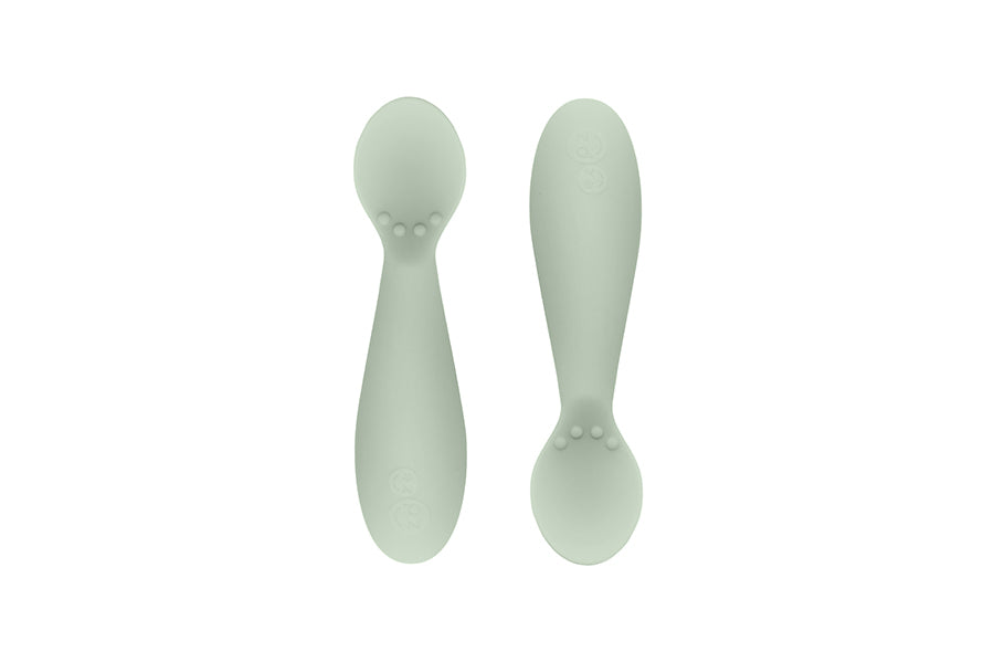 https://jilliansdrawers.com/cdn/shop/products/ezpz-tiny-spoon-set-of-2-sage-green_2048x.jpg?v=1558465357