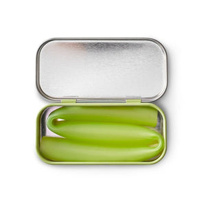 single extra-wide silicone straw in a compact tin is perfect for on the go use with frozen drinks