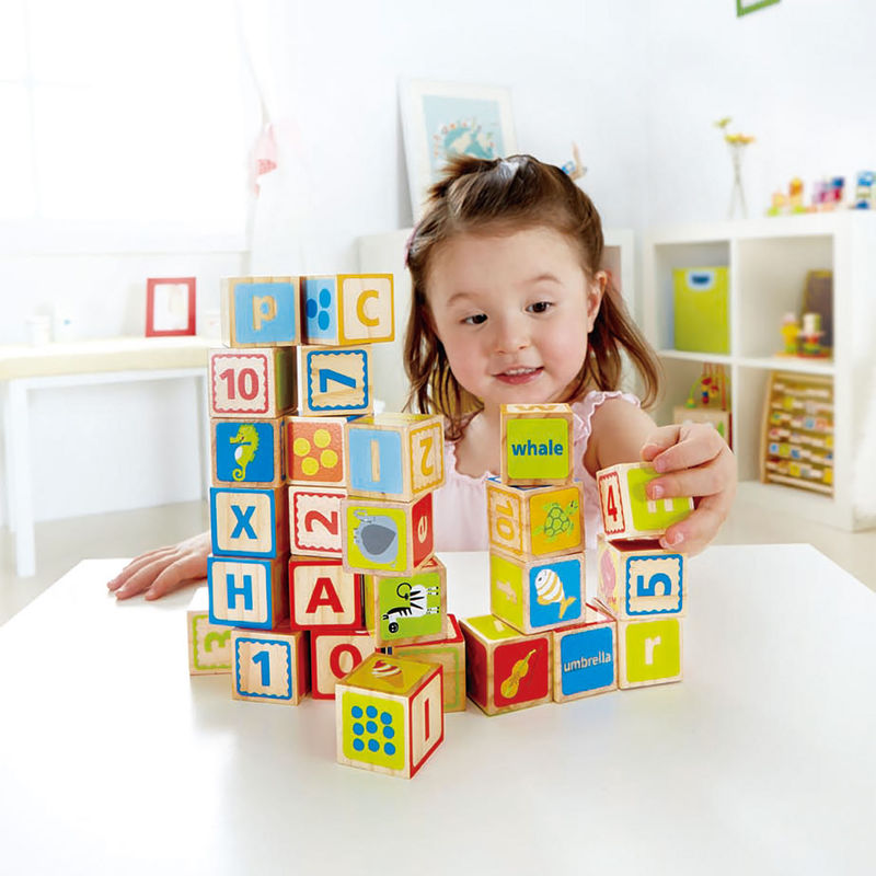 Hape ABC-speelstenen, 10-delige houten bouwstenenset, bouwblokken Hape ABC-speelstenen, 10-delige houten bouwstenenset, bouwblokken
