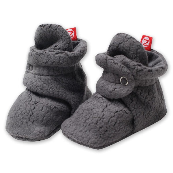 zutano cozie fleece stay on booties with 2 snap closure in  apple green solid color